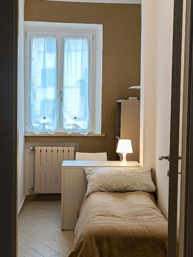 Апартаменти Firsthouse - Nel Centro Storico Con Parcheggio Gratuito Сієна Екстер'єр фото